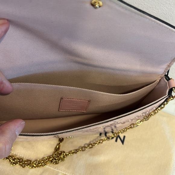 Louis Vuitton Felicie Pochette Monogram Vernis - Picture 4 of 7